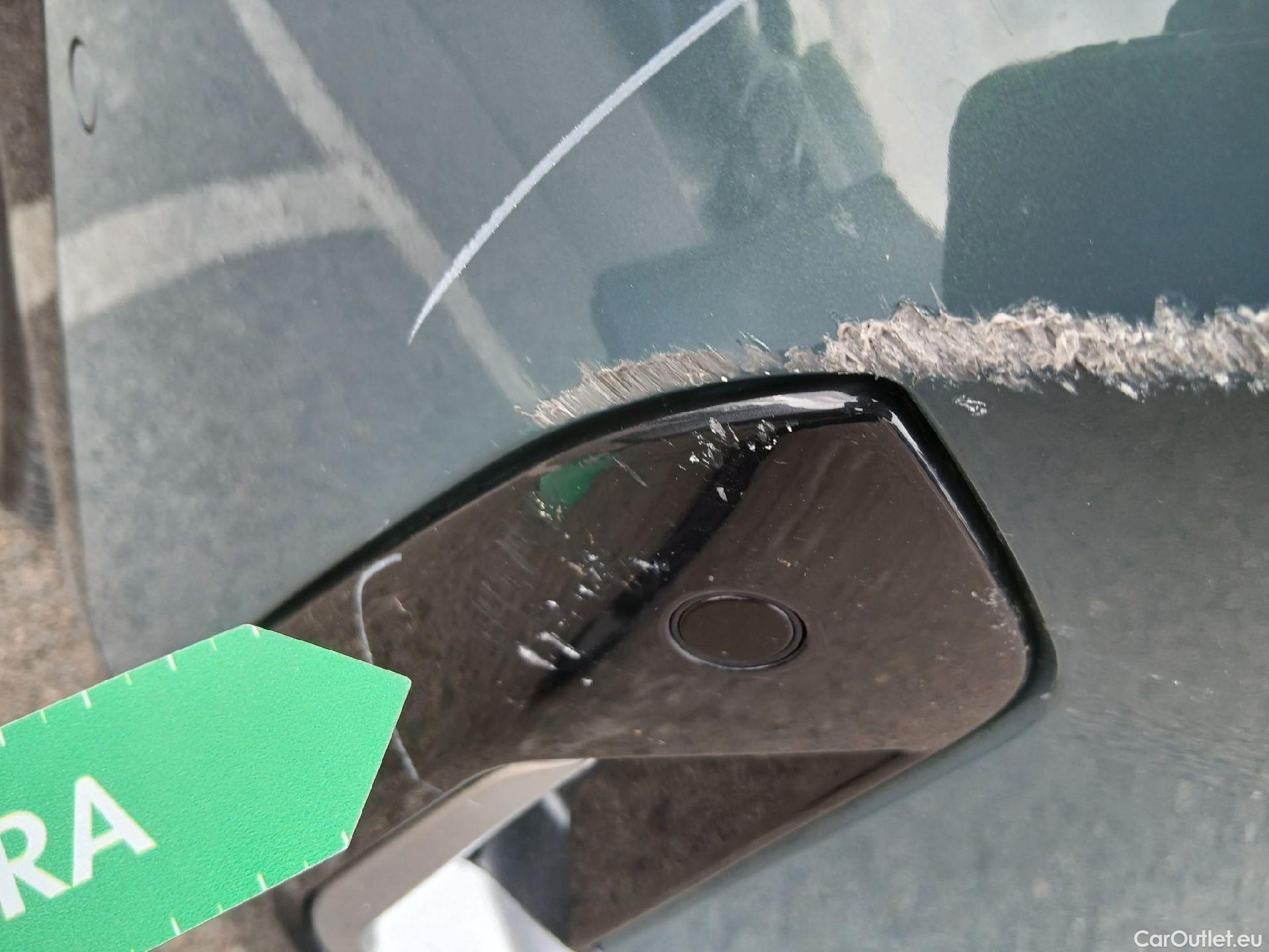  Bmw  X1 BMW  / 2022 / 5P / todoterreno sDrive18d #6