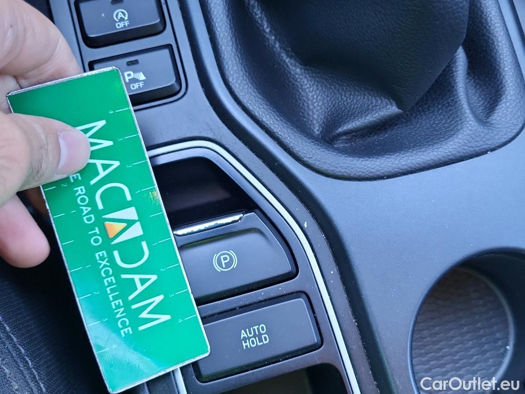  Hyundai  Tucson HYUNDAI  / 2018 / 5P / todoterreno 1.6 CRDI 85kW (116CV) 48V SLE 4X2(SP)(SL) #28