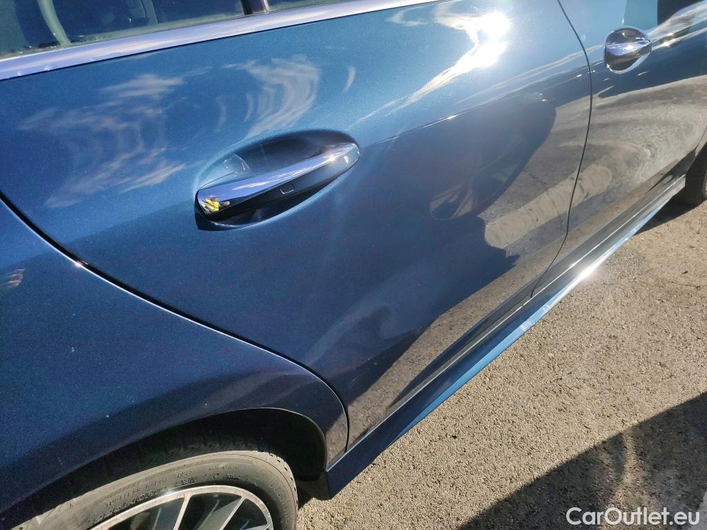  Mercedes  CLA-Klasse MERCEDES-BENZ CLA / 2019 / 4P / coupé CLA 250 e #17