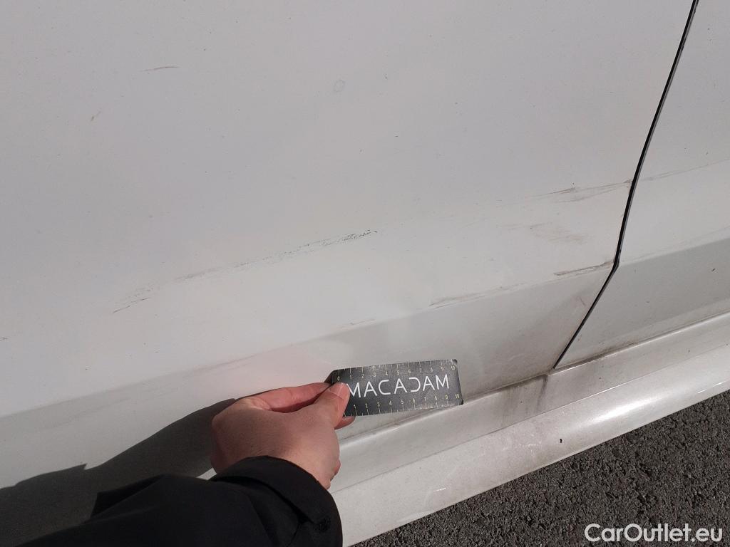  Mercedes  C-Klasse Clase C C 200 (206.042)AMG 1.5 AMG Line 225CV AT9 E6d #8