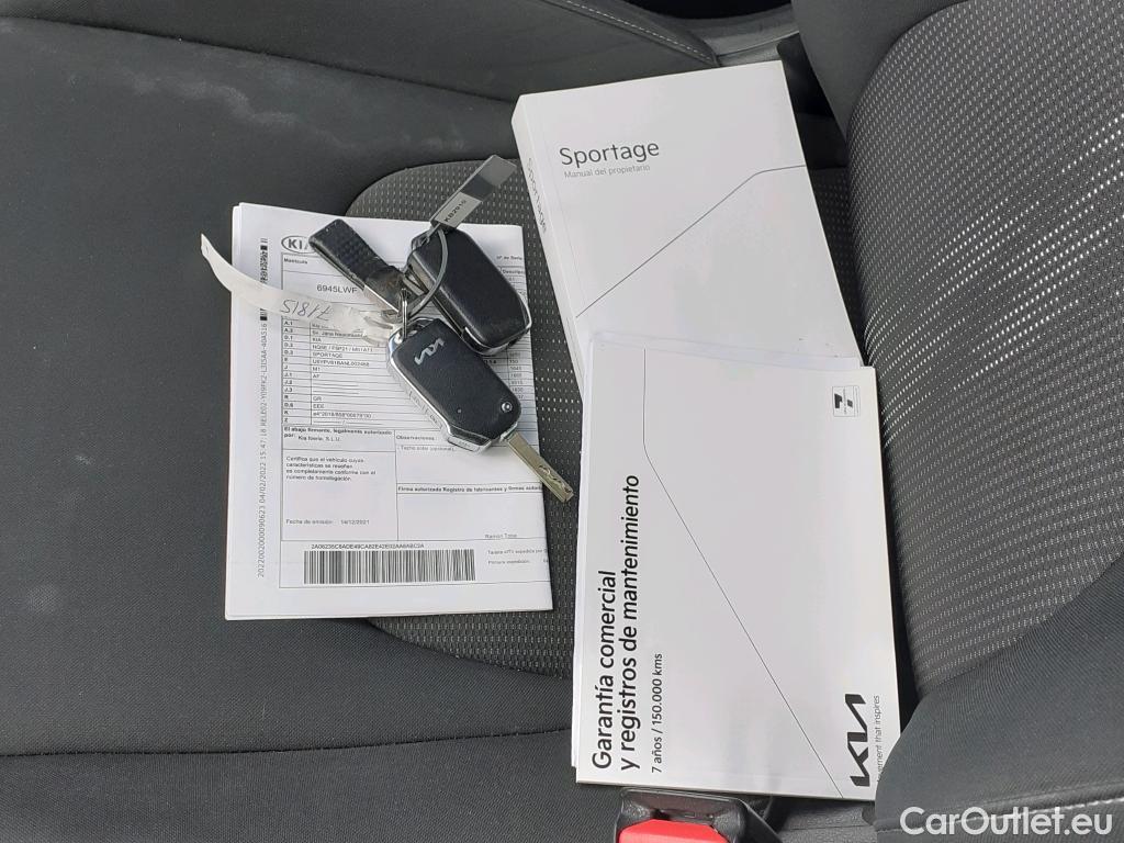  KIA  Sportage KIA  / 2022 / 5P / todoterreno 1.6 T-GDi MHEV 112kW (150CV) Drive 4X2 #16