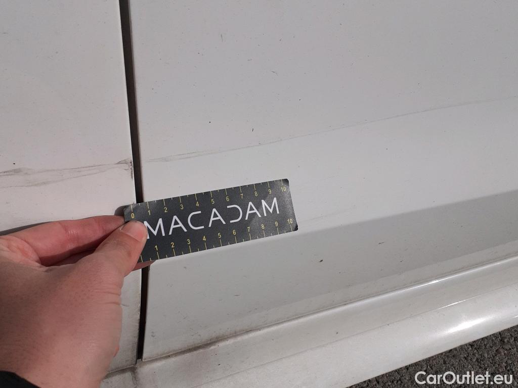  Mercedes  C-Klasse Clase C C 200 (206.042)AMG 1.5 AMG Line 225CV AT9 E6d #10