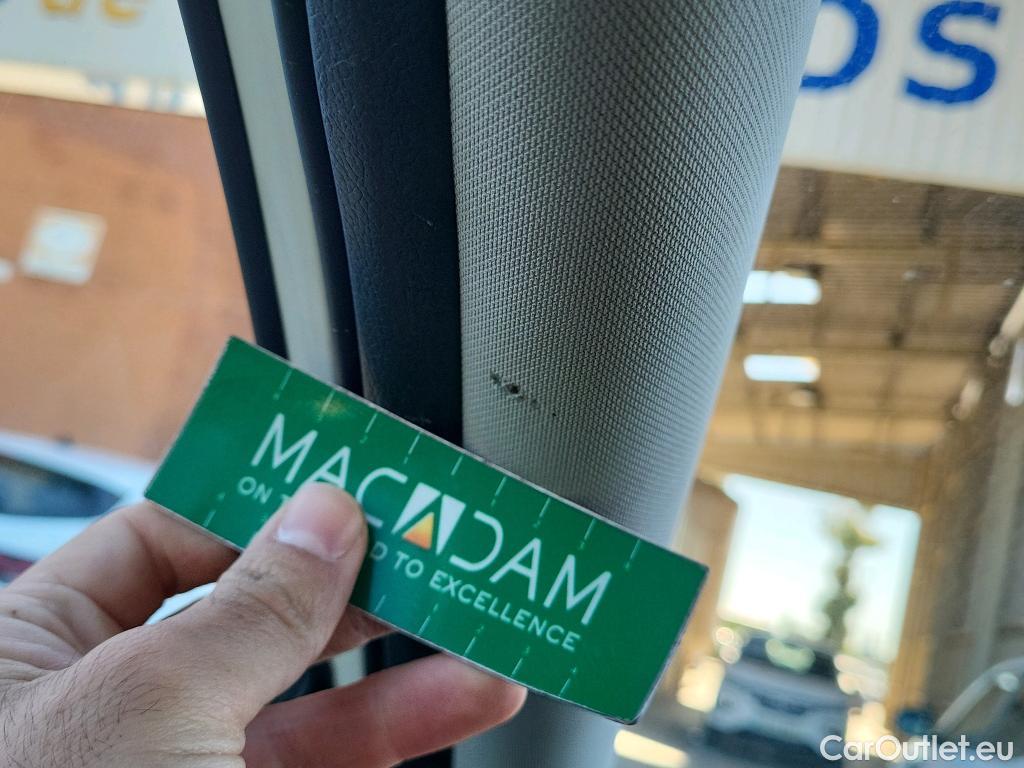  Hyundai  Tucson HYUNDAI  / 2018 / 5P / todoterreno 1.6 CRDI 85kW (116CV) 48V SLE 4X2(SP)(SL) #20