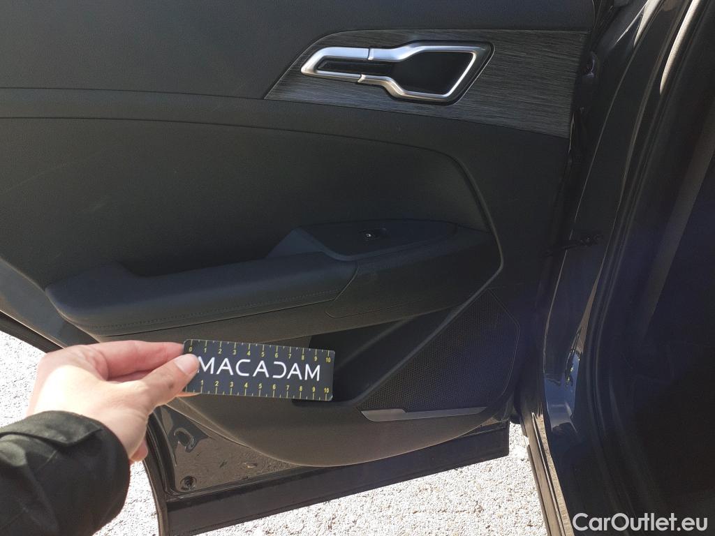  KIA  Sportage KIA  / 2022 / 5P / todoterreno 1.6 T-GDi MHEV 112kW (150CV) Drive 4X2 #14