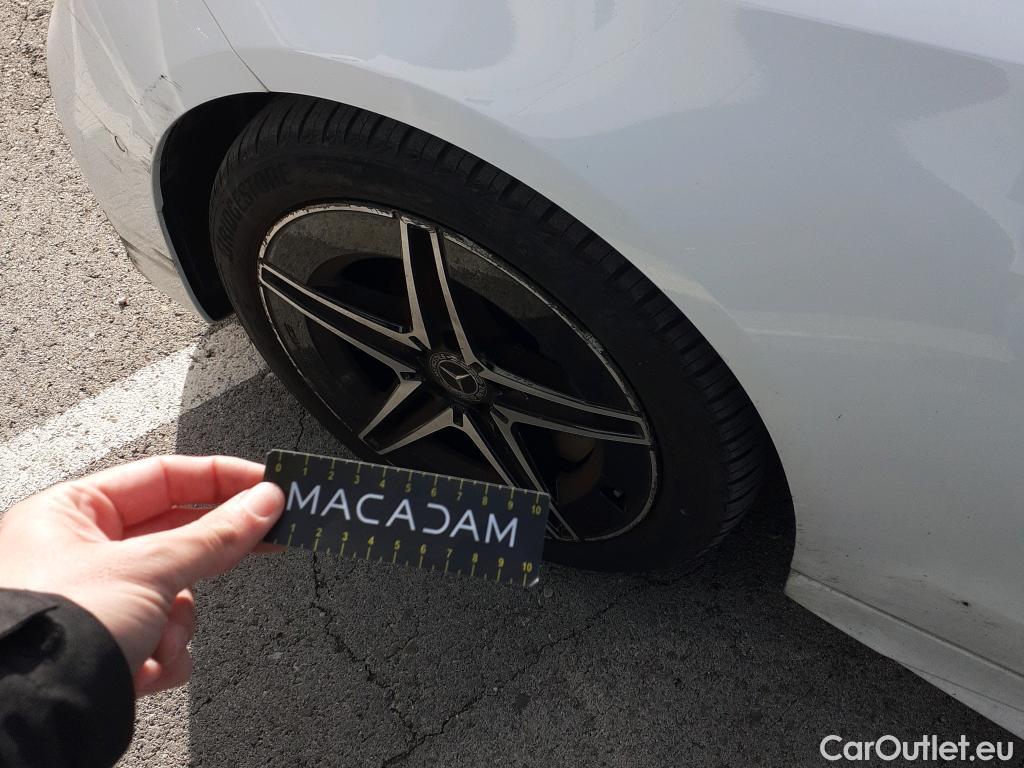  Mercedes  C-Klasse Clase C C 200 (206.042)AMG 1.5 AMG Line 225CV AT9 E6d #13