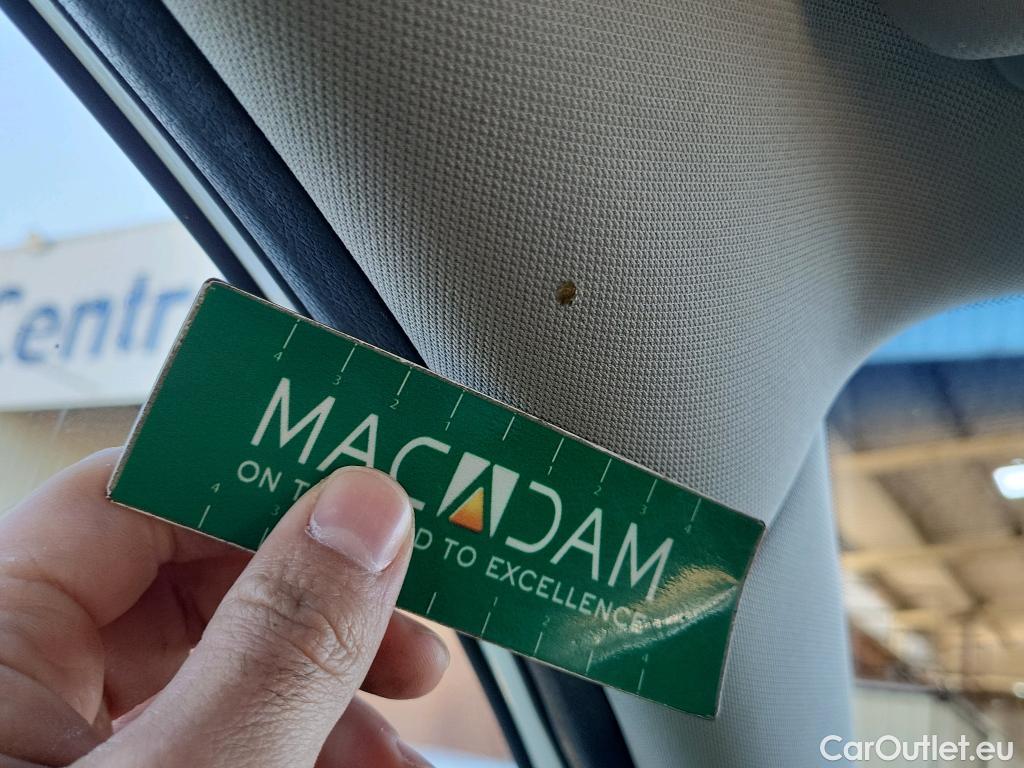  Hyundai  Tucson HYUNDAI  / 2018 / 5P / todoterreno 1.6 CRDI 85kW (116CV) 48V SLE 4X2(SP)(SL) #4