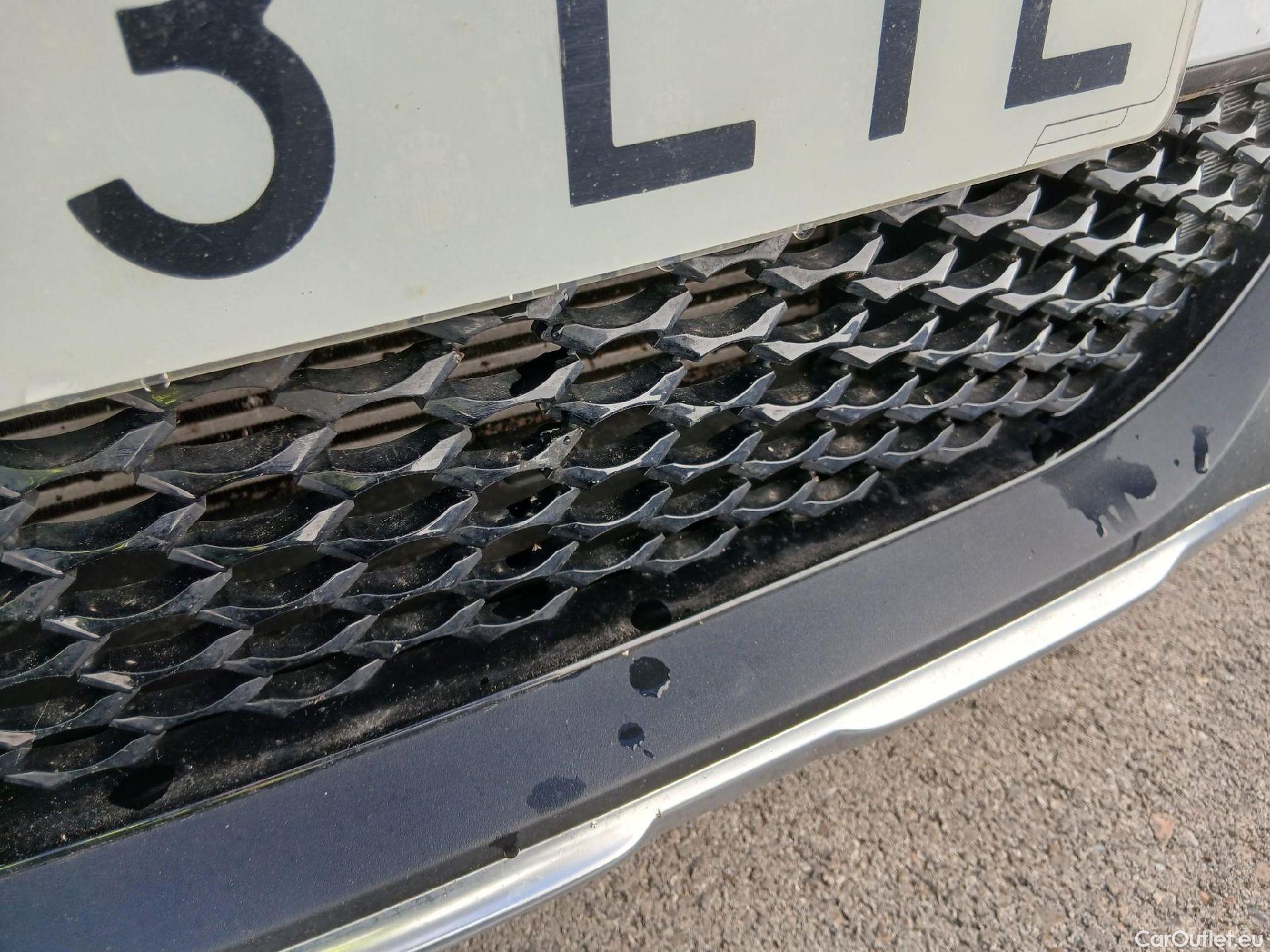  KIA  XCeed KIA  / 2019 / 5P / todoterreno 1.0 T-GDi Drive 88kW (120CV) #5