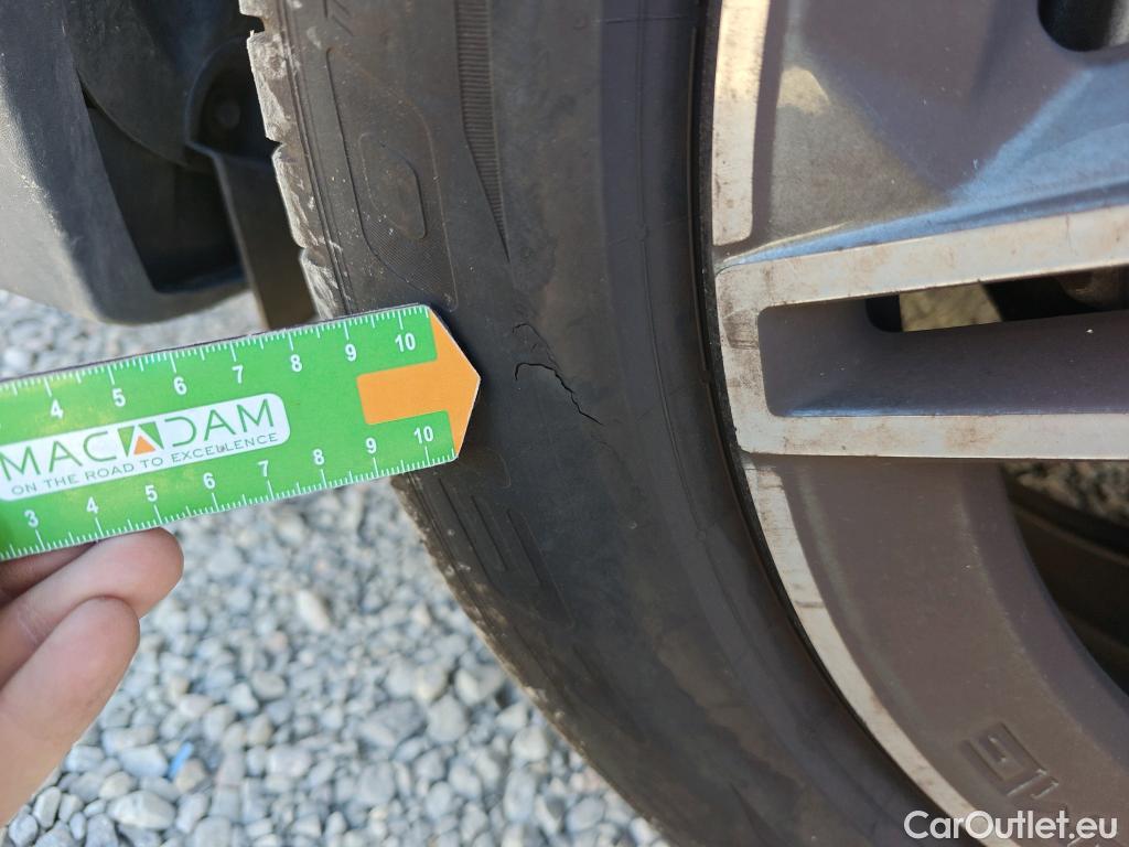  Mercedes  GLA MERCEDES-BENZ  / 2020 / 5P / todoterreno  200 #5