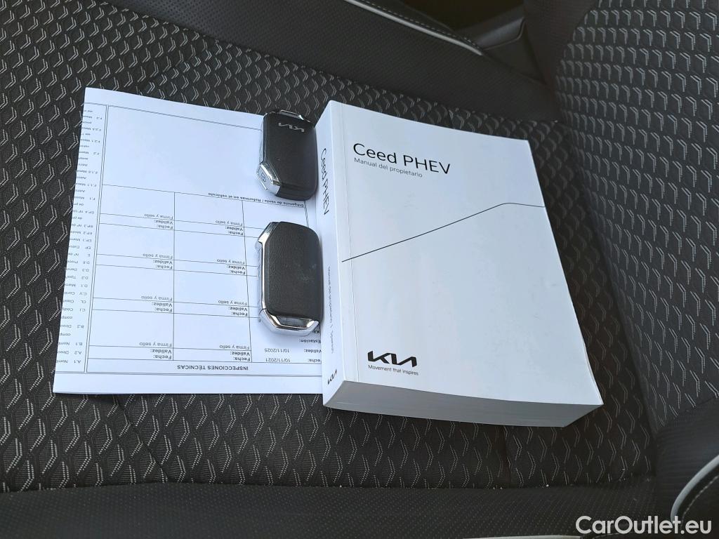  KIA  XCeed KIA  / 2019 / 5P / todoterreno 1.6 GDi PHEV 104kW (141CV) eMotion #9