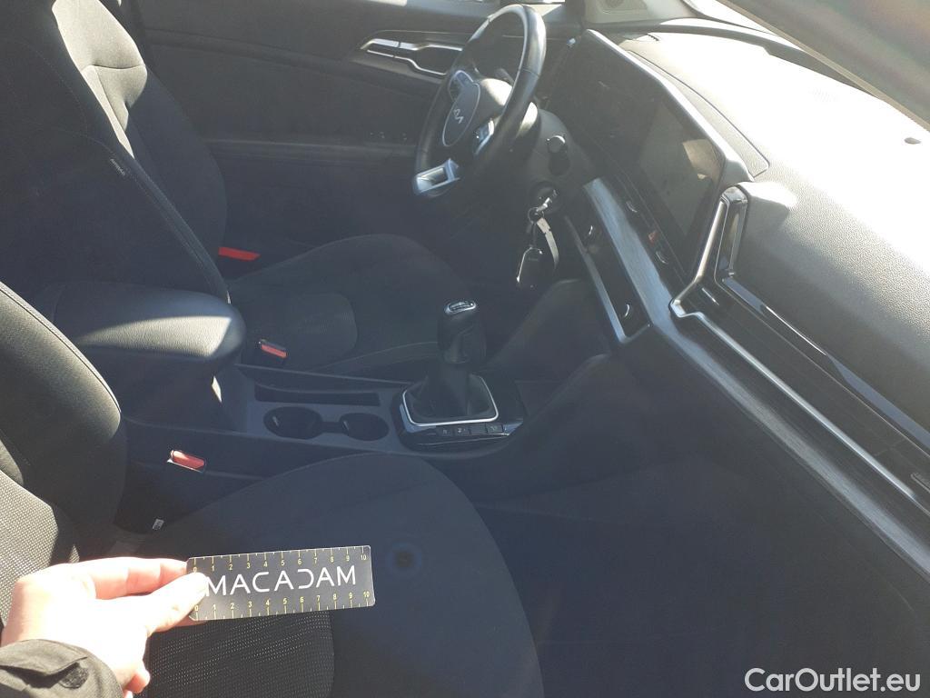  KIA  Sportage KIA  / 2022 / 5P / todoterreno 1.6 T-GDi MHEV 112kW (150CV) Drive 4X2 #4