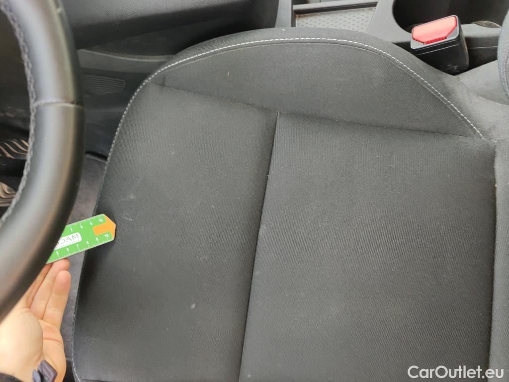  Renault  Captur RENAULT  / 2019 / 5P / todoterreno Intens TCe 90 (AC) #8