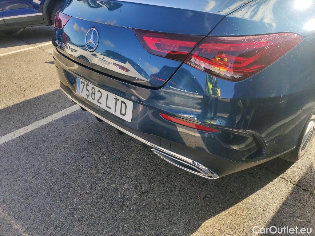 Mercedes  CLA-Klasse MERCEDES-BENZ CLA / 2019 / 4P / coupé CLA 250 e #23