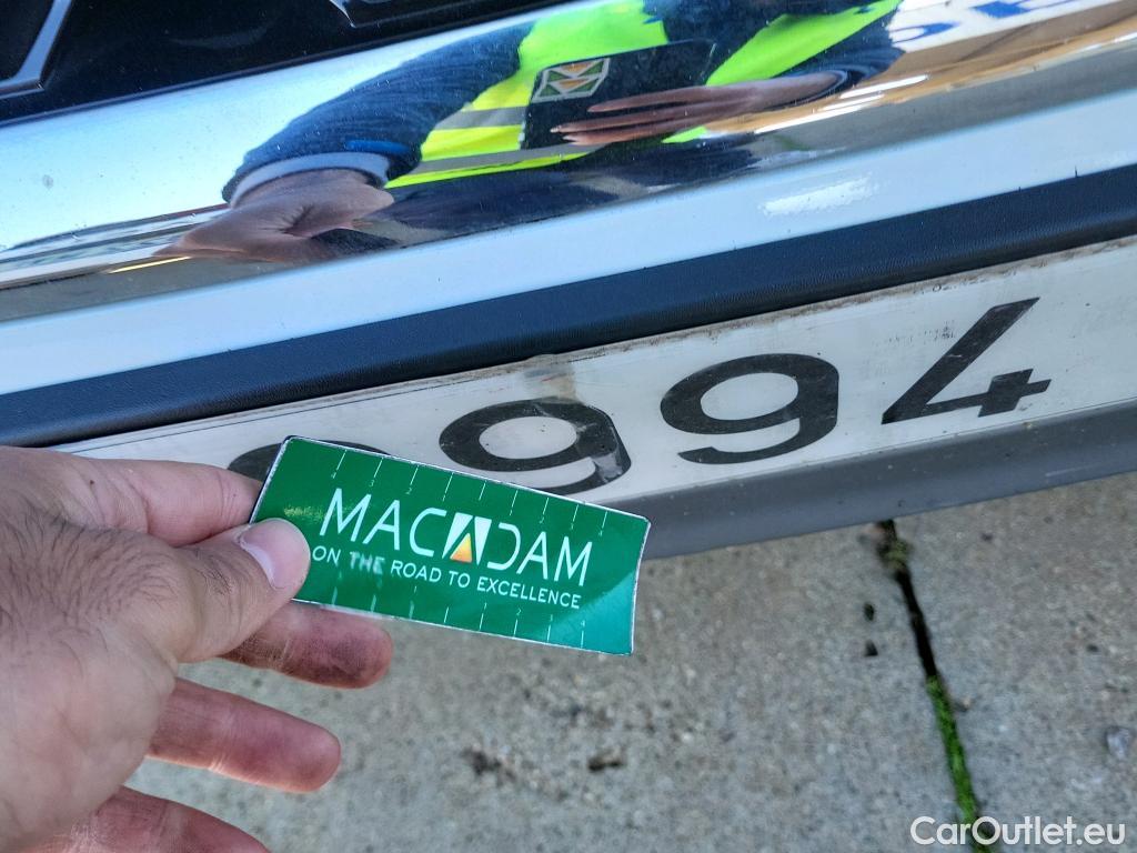  Hyundai  Tucson HYUNDAI  / 2018 / 5P / todoterreno 1.6 CRDI 85kW (116CV) 48V SLE 4X2(SP)(SL) #30