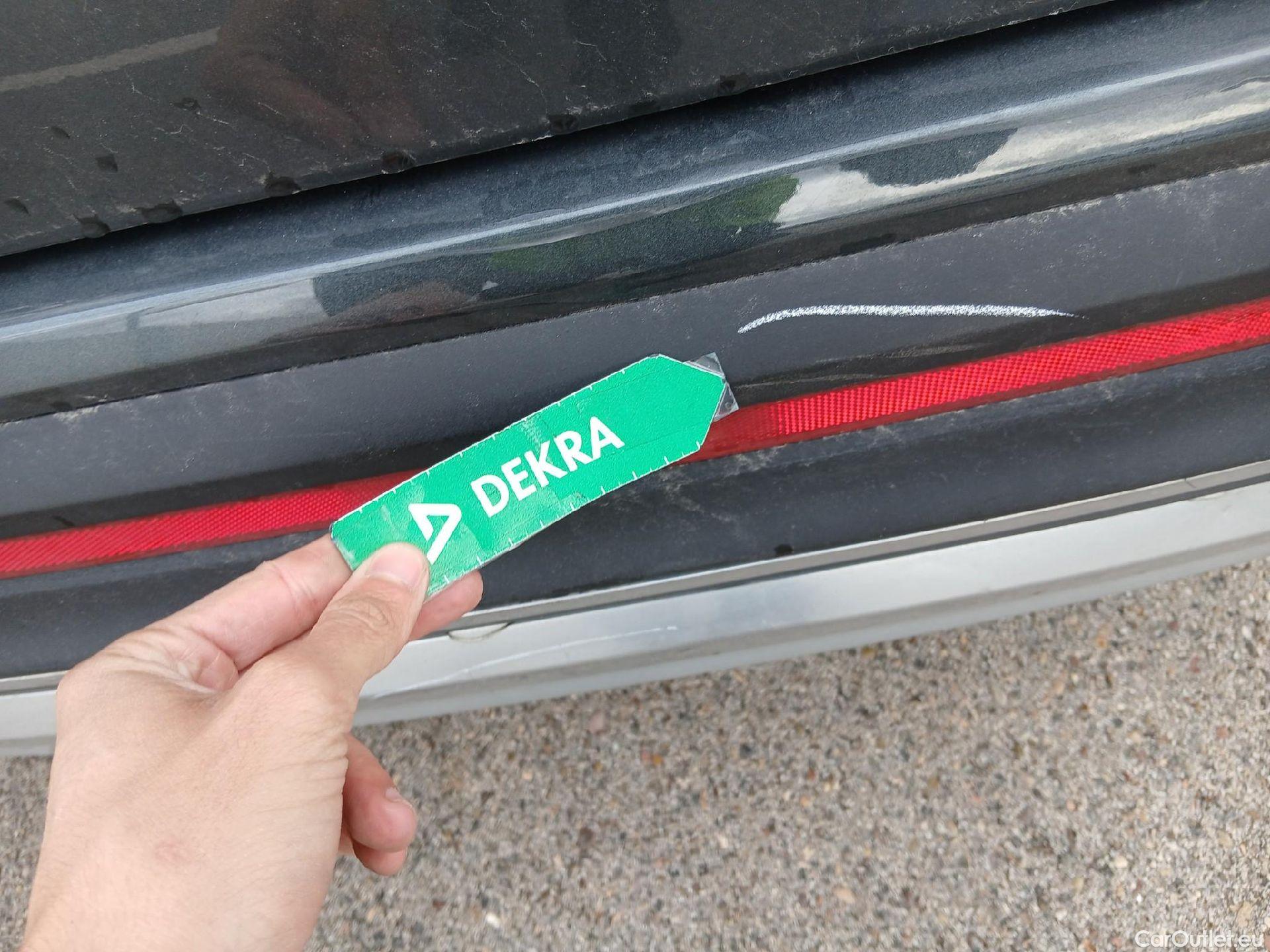  Hyundai  Santa Fe HYUNDAI  / 2021 / 5P / todoterreno 1.6 TGDi HEV Tecno Auto 4x2 #24