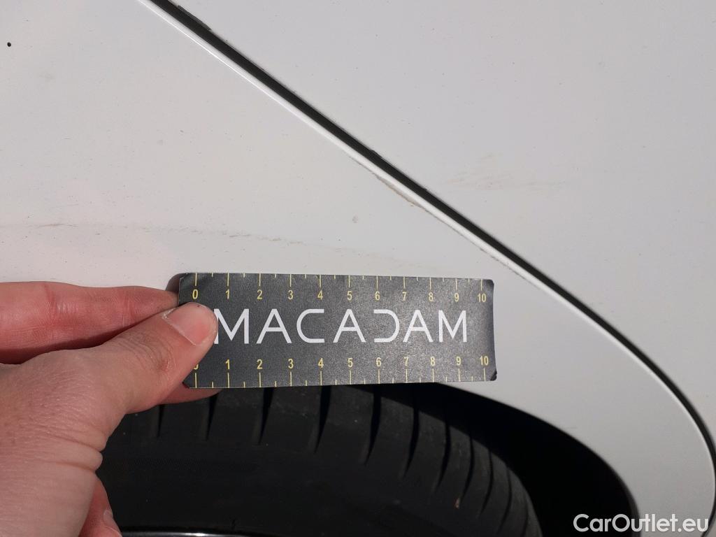  Mercedes  C-Klasse Clase C C 200 (206.042)AMG 1.5 AMG Line 225CV AT9 E6d #30