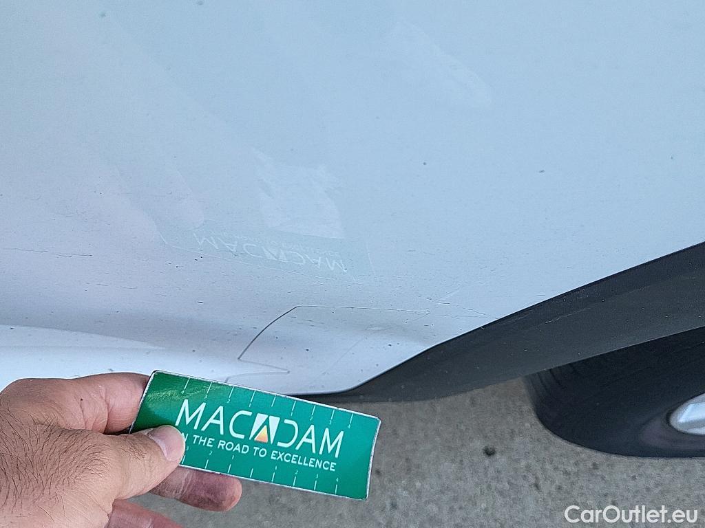  Hyundai  Tucson HYUNDAI  / 2018 / 5P / todoterreno 1.6 CRDI 85kW (116CV) 48V SLE 4X2(SP)(SL) #6