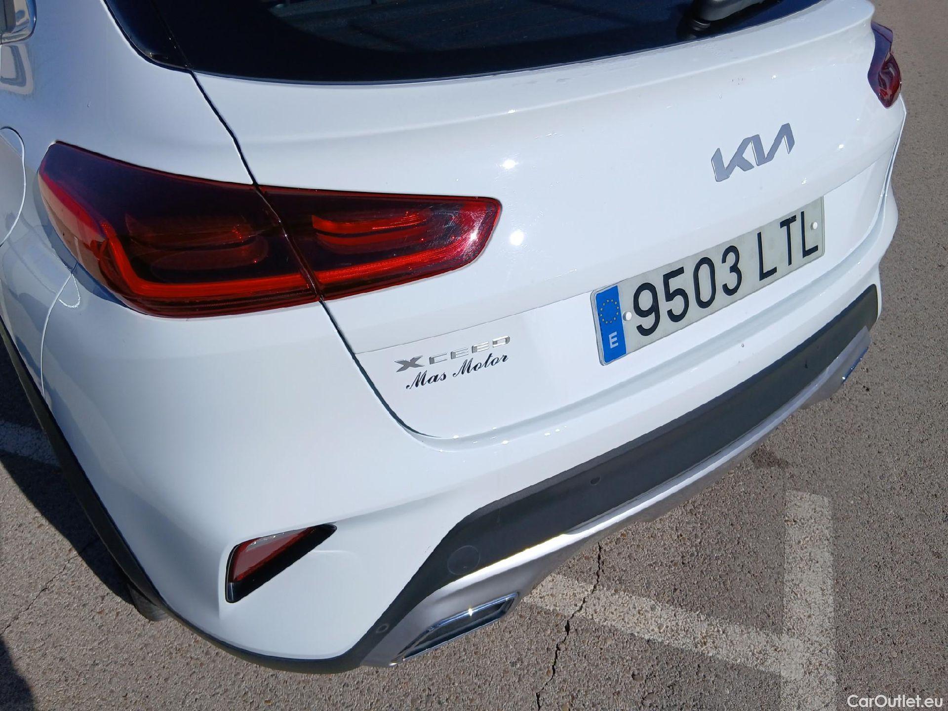 KIA  XCeed KIA  / 2019 / 5P / todoterreno 1.0 T-GDi Drive 88kW (120CV) #26