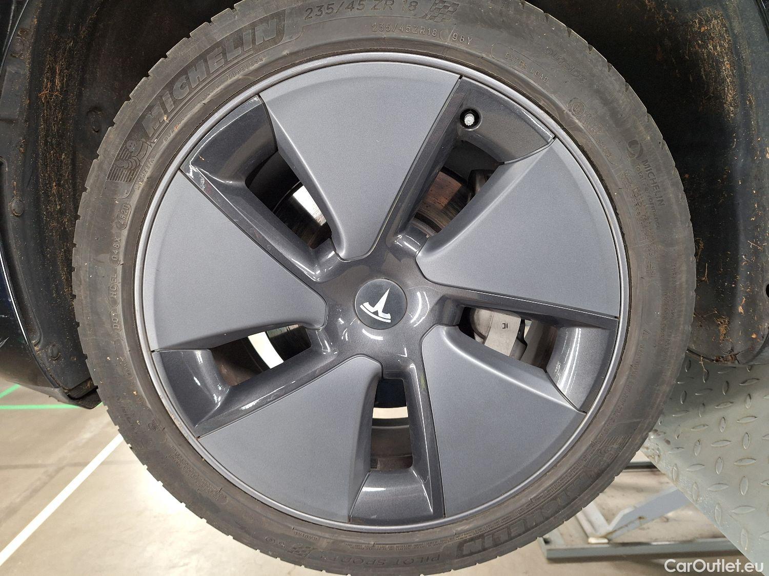  Tesla  Model 3 Tesla,  '18 BEV, Tesla  Long-Range Dual Motor AWD 4d #5