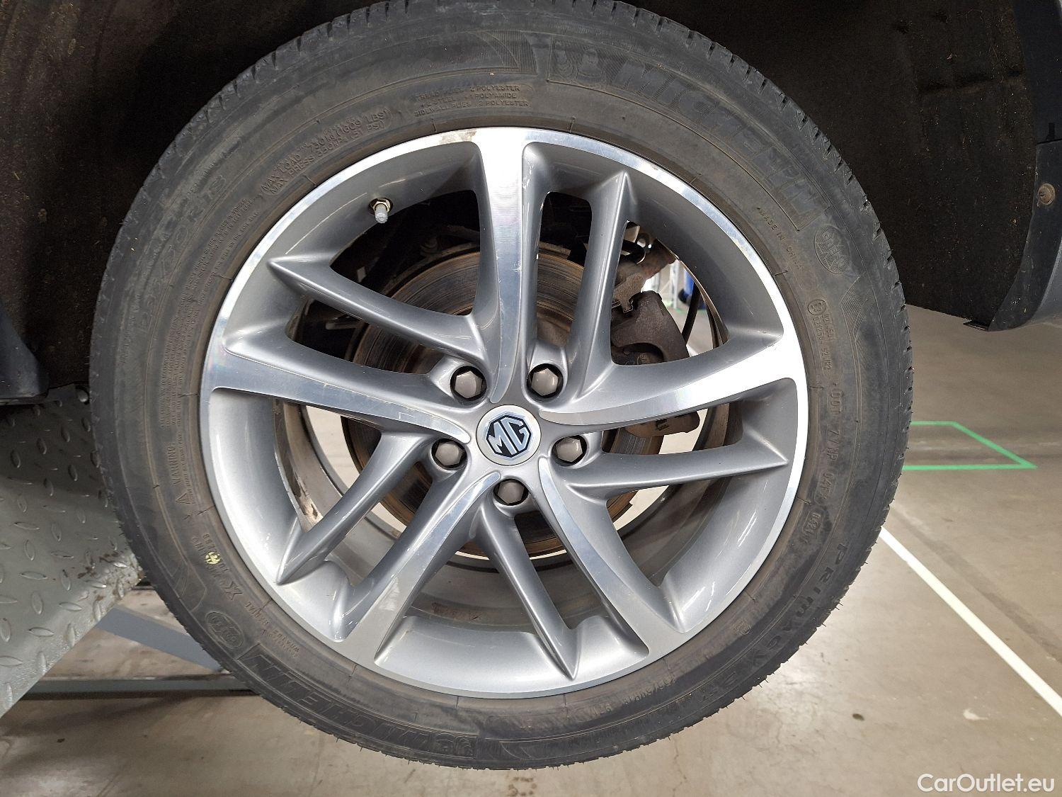  MG  EHS MG,  '20 PHEV, MG  1.5T Comfort 5d #14