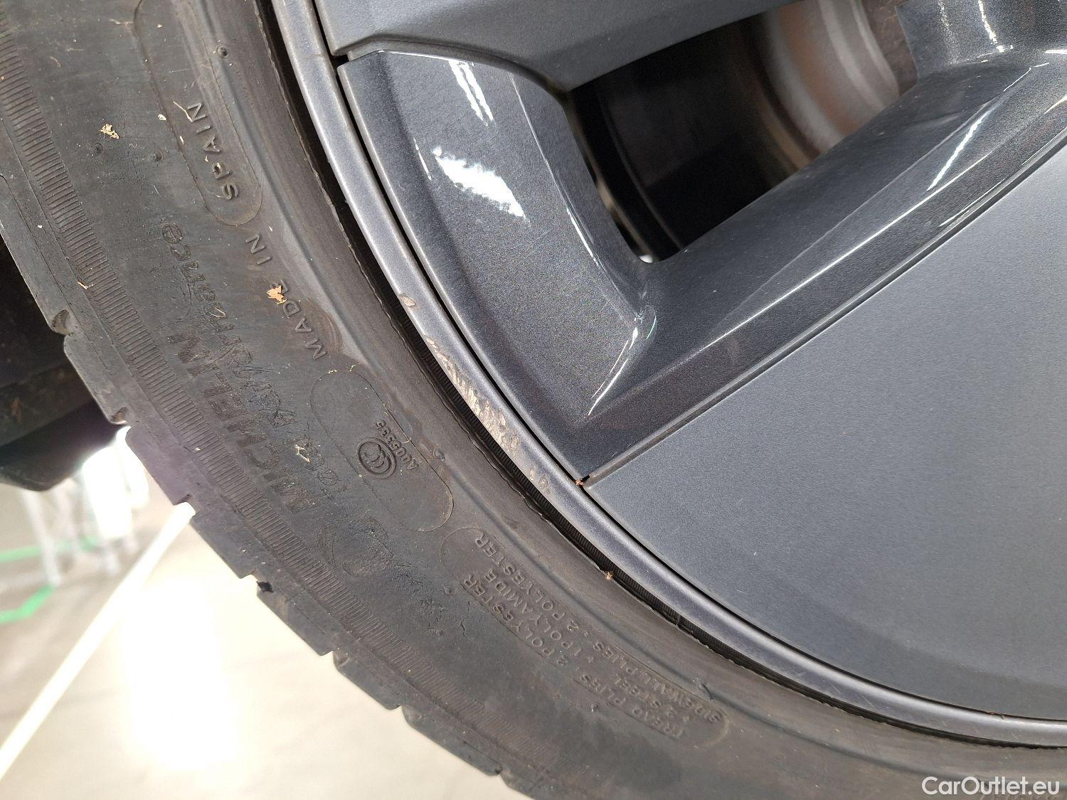  Tesla  Model 3 Tesla,  '18 BEV, Tesla  Long-Range Dual Motor AWD 4d #6