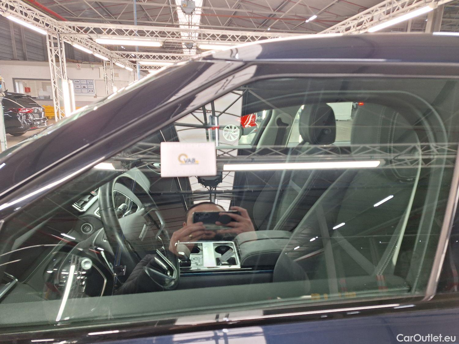  Land Rover  Range Rover Land Rover, RR.Velar FL'20, Land Rover  Velar D200 5d #39