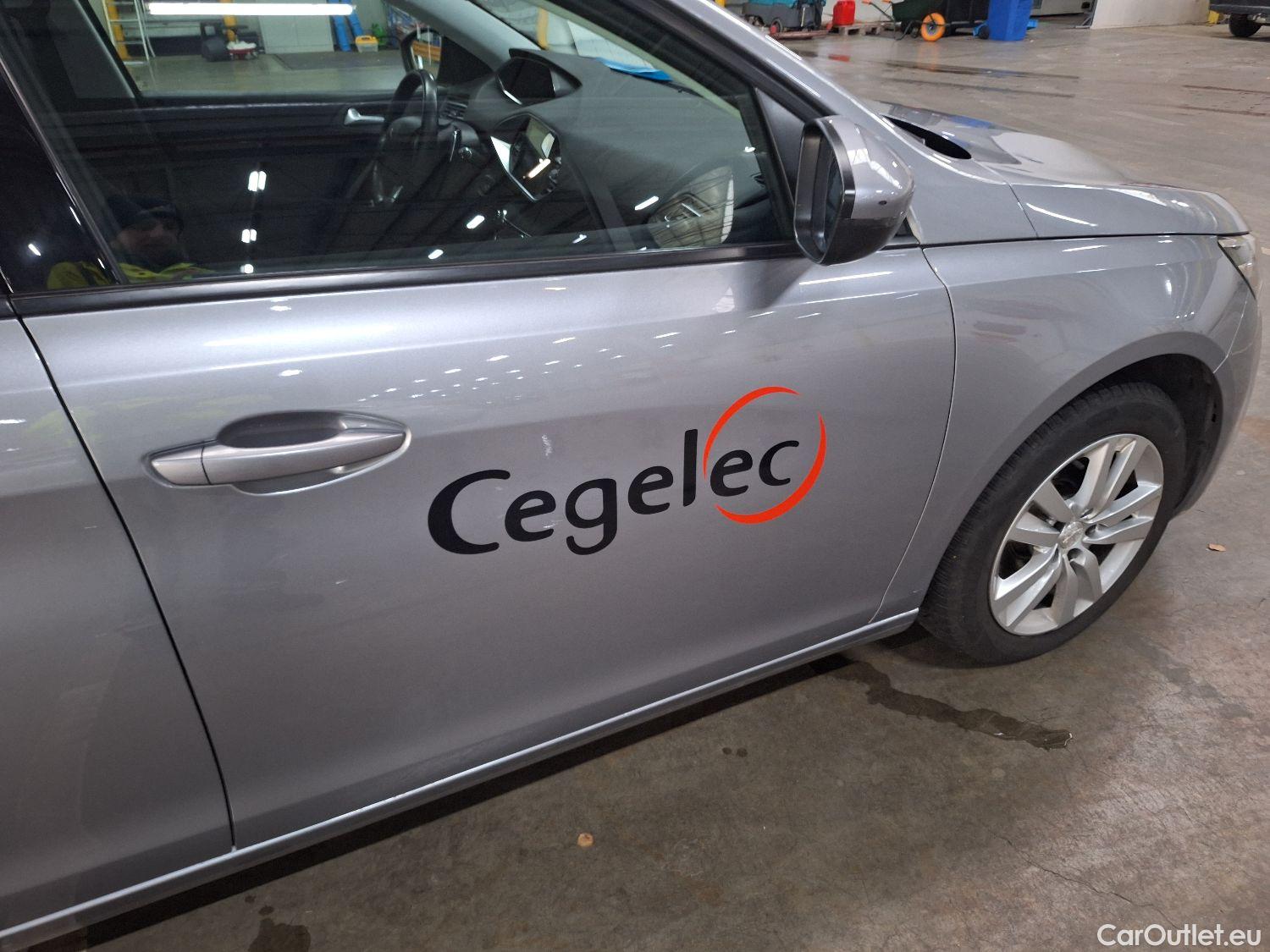  Peugeot  308 Peugeot,  SW FL'17, Peugeot  SW 1.5 BlueHDi 130 S&S EAT8 Active Pac #32