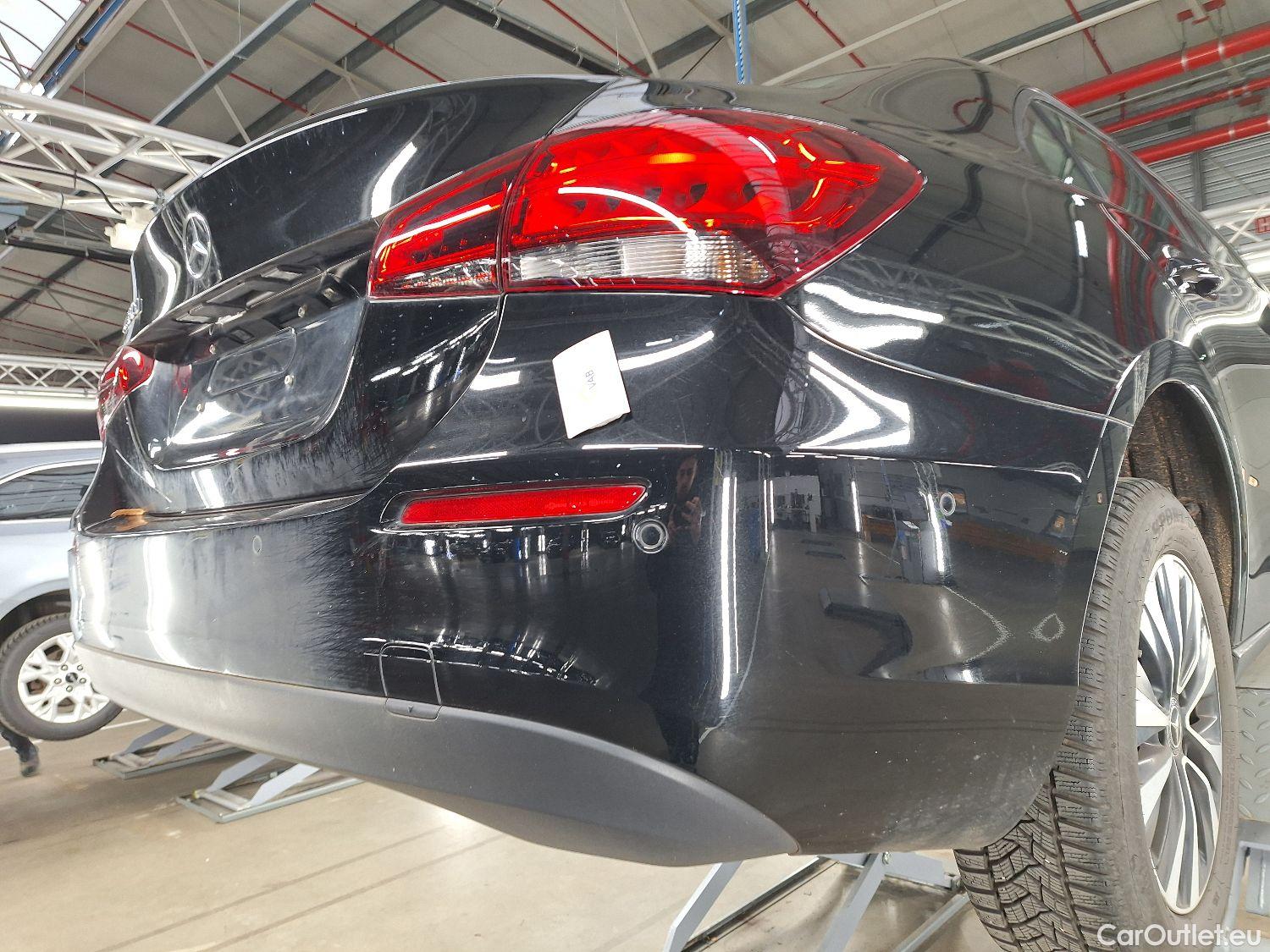  Mercedes  A-Klasse Mercedes, A-Class Berline '18, Mercedes-Benz  Limousine A 180d Business S #7