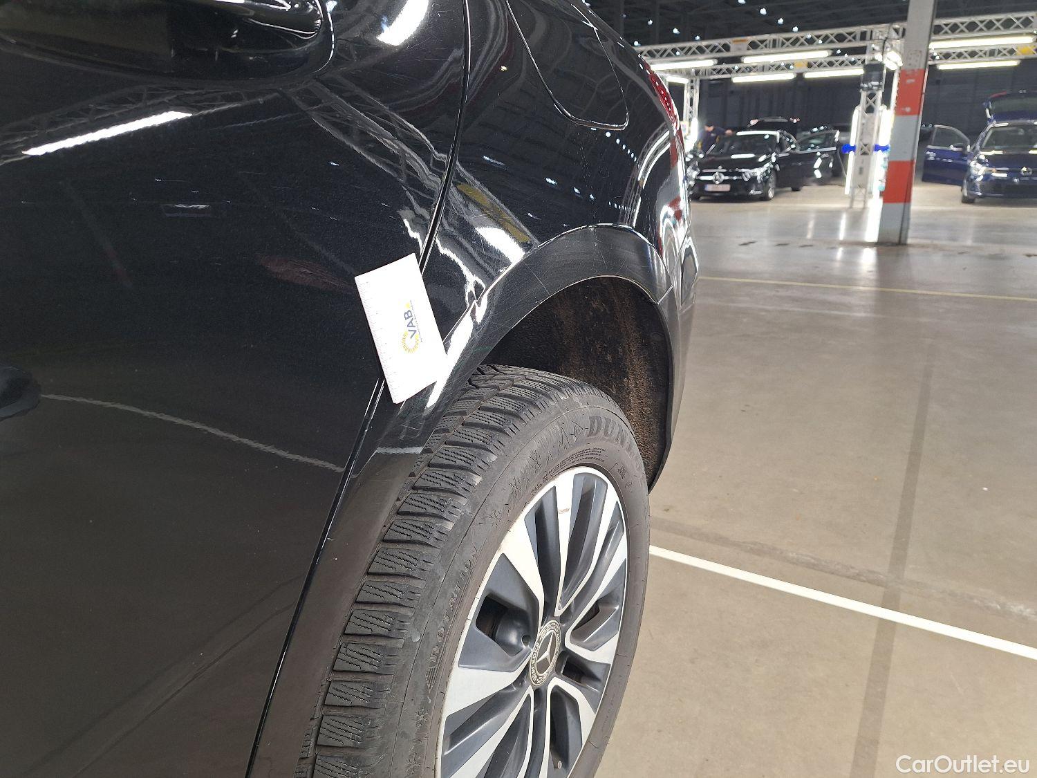  Mercedes  A-Klasse Mercedes, A-Class Berline '18, Mercedes-Benz  Limousine A 180d Business S #22