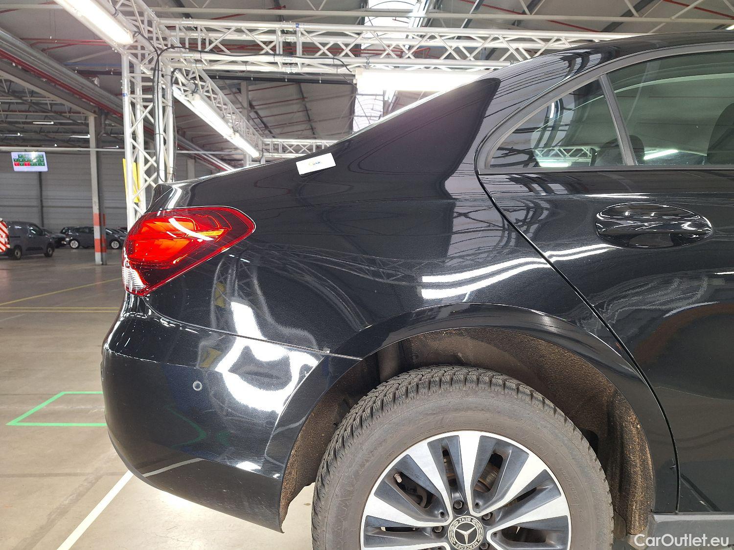  Mercedes  A-Klasse Mercedes, A-Class Berline '18, Mercedes-Benz  Limousine A 180d Business S #19