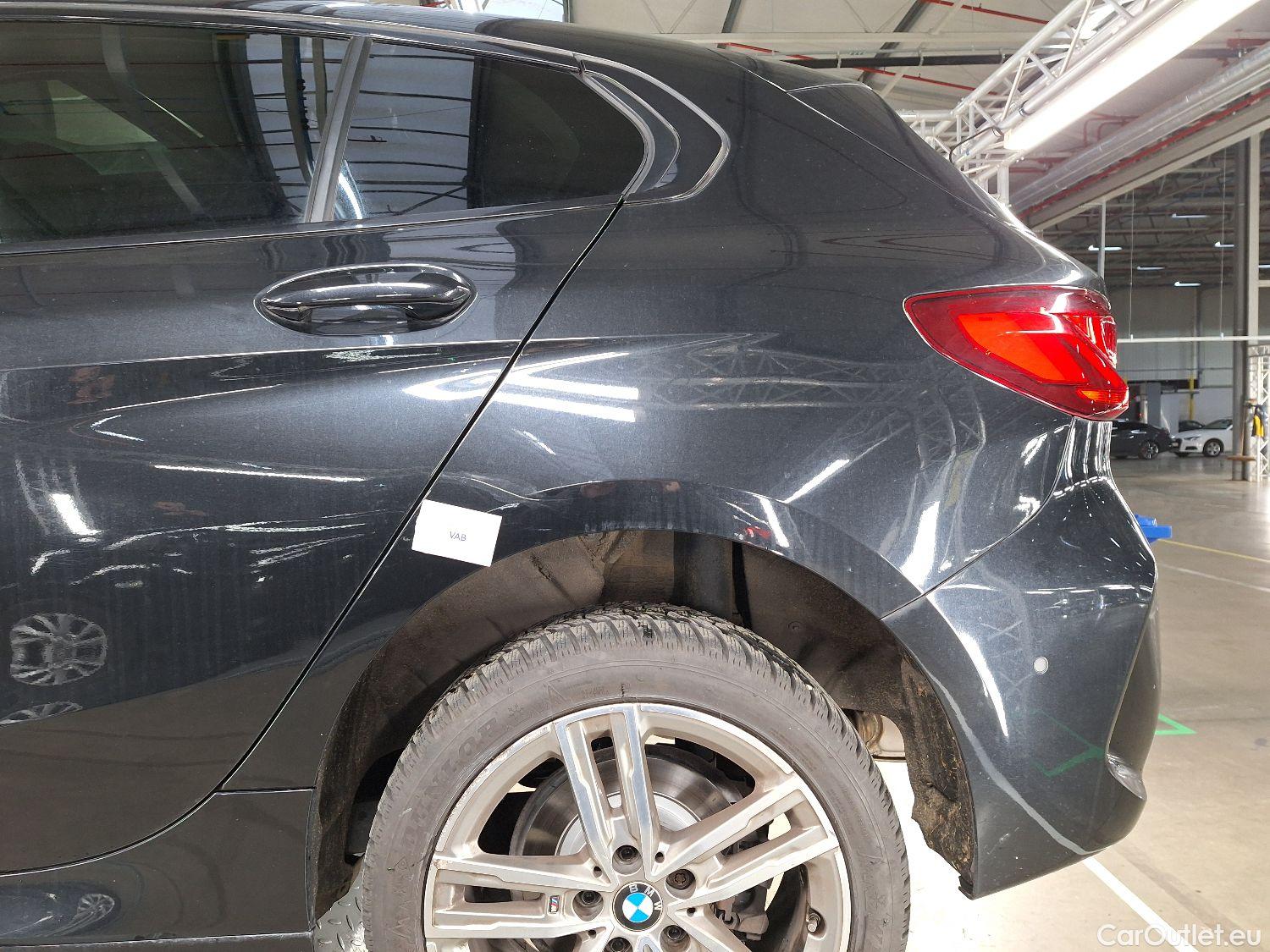  Bmw  Serie 1 BMW, 1-serie '19, BMW 1 Reeks Hatch 116dA (85 kW) 5d #16