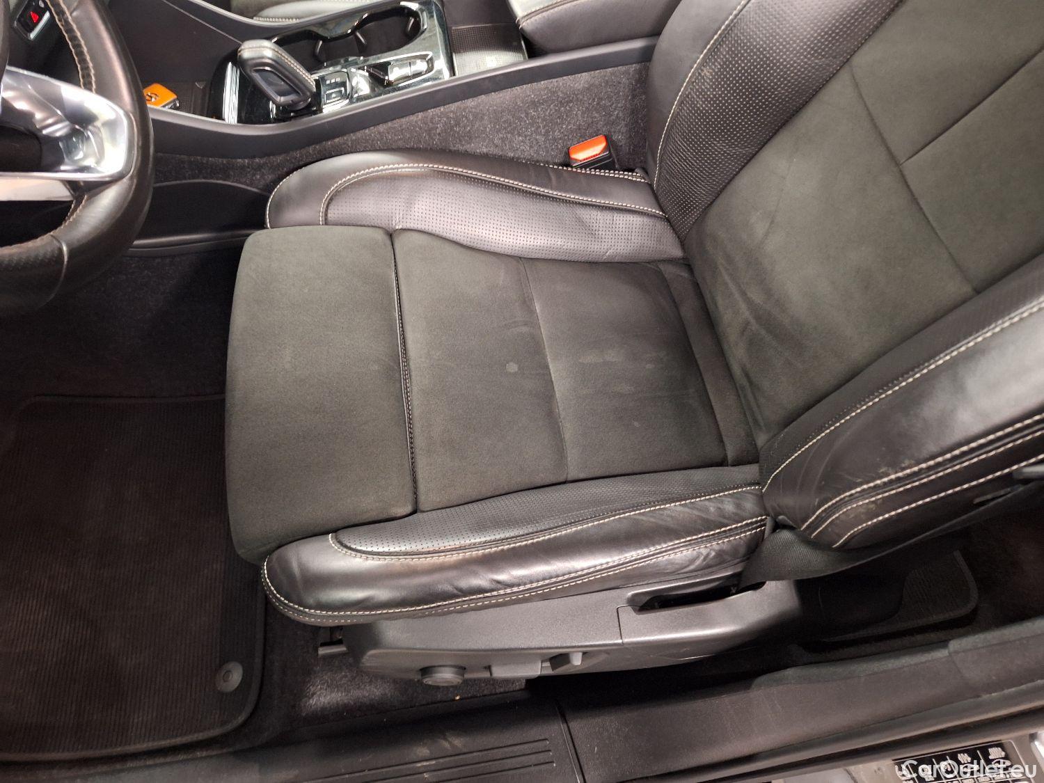  Volvo  XC 40 Volvo, XC40 '17, Volvo XC40 T5 Twin Engine R-Design 5d #47