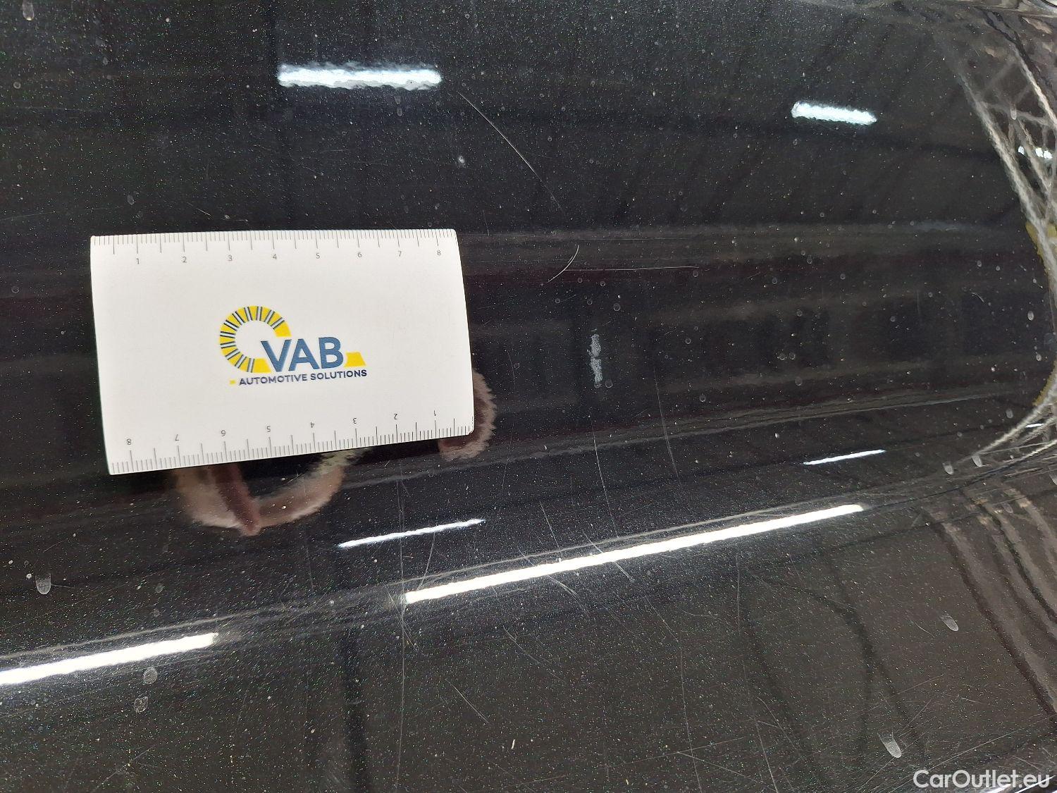  Volvo  XC 40 Volvo, XC40 '17, Volvo XC40 T5 Twin Engine R-Design 5d #38