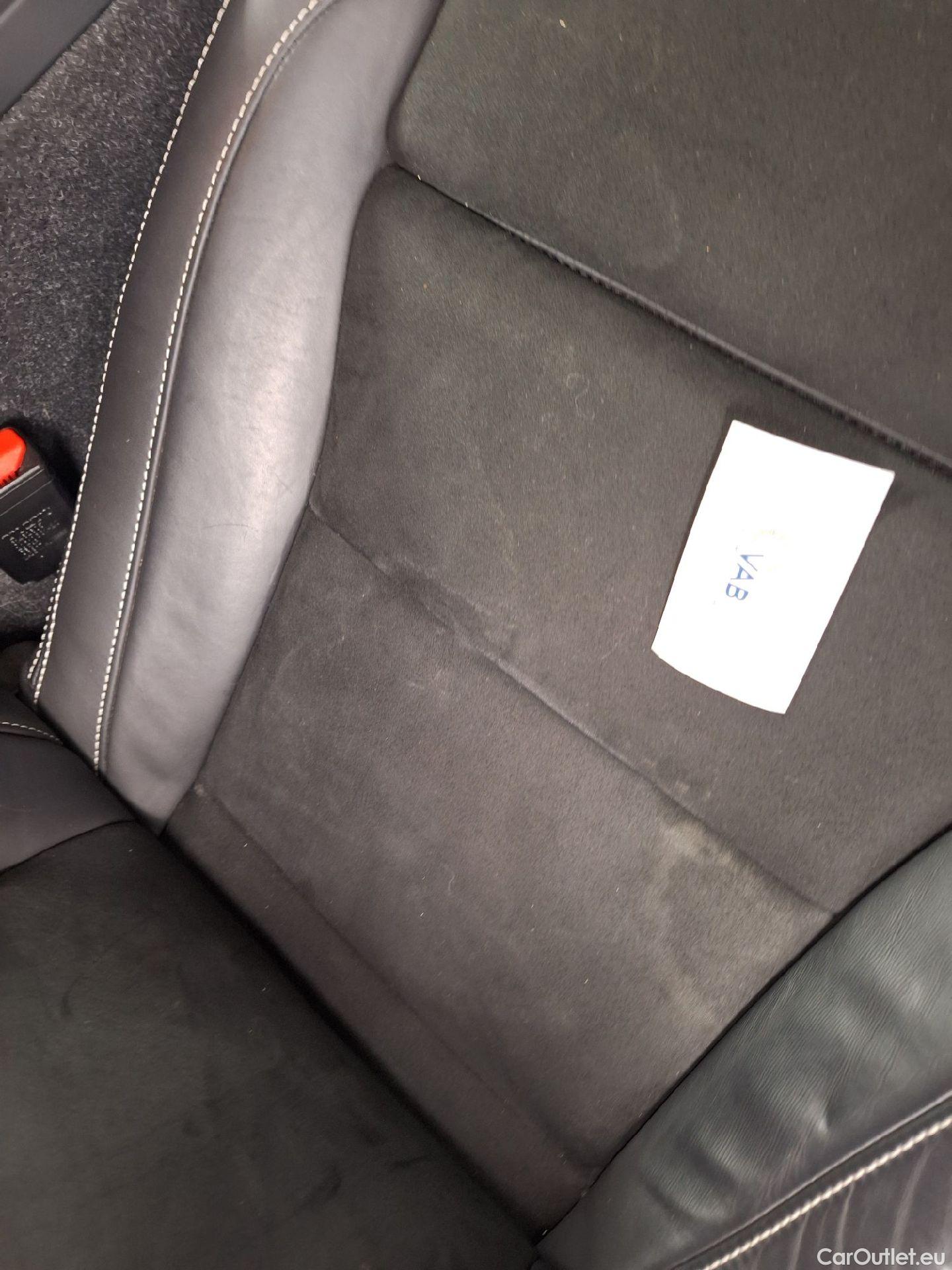  Volvo  XC 40 Volvo, XC40 '17 PHEV, Volvo XC40 T4 Recharge Geartronic R-Design 5d #2