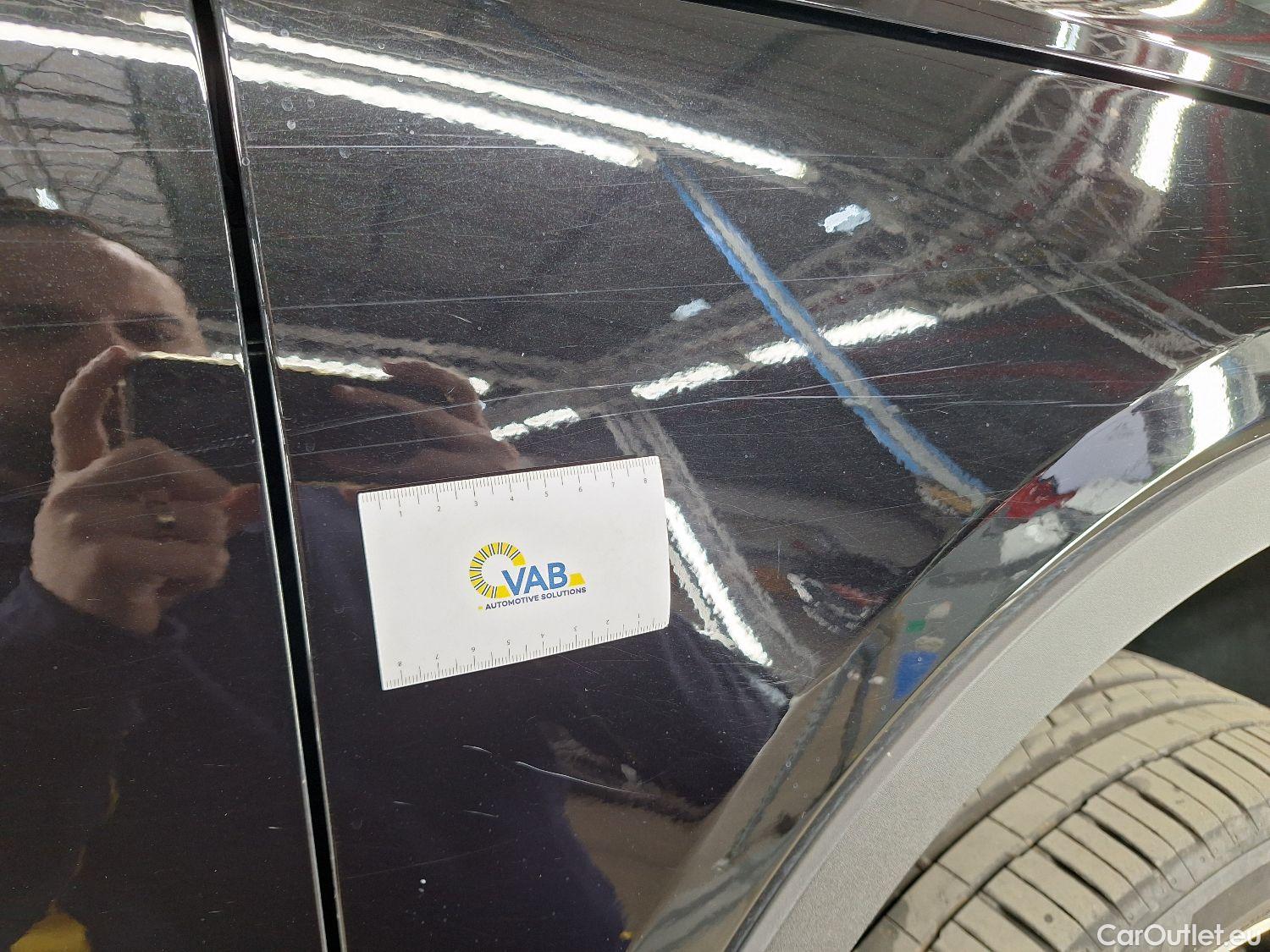  Volvo  XC 40 Volvo, XC40 '17, Volvo XC40 T5 Twin Engine R-Design 5d #9