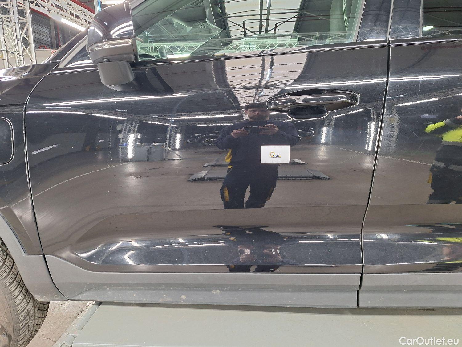  Volvo  XC 40 Volvo, XC40 '17 PHEV, Volvo XC40 T4 Recharge Geartronic R-Design 5d #18