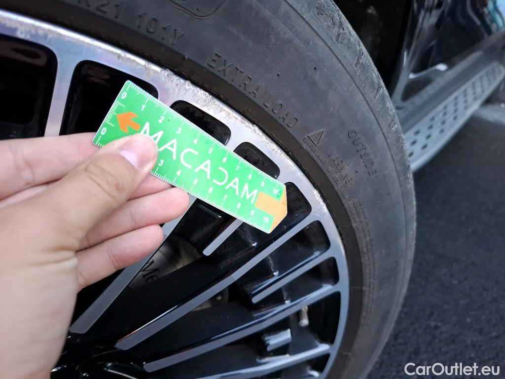  Mercedes  EQC MERCEDES-BENZ  / 2019 / 5P / SUV  400 AMG Line 4MATIC #11