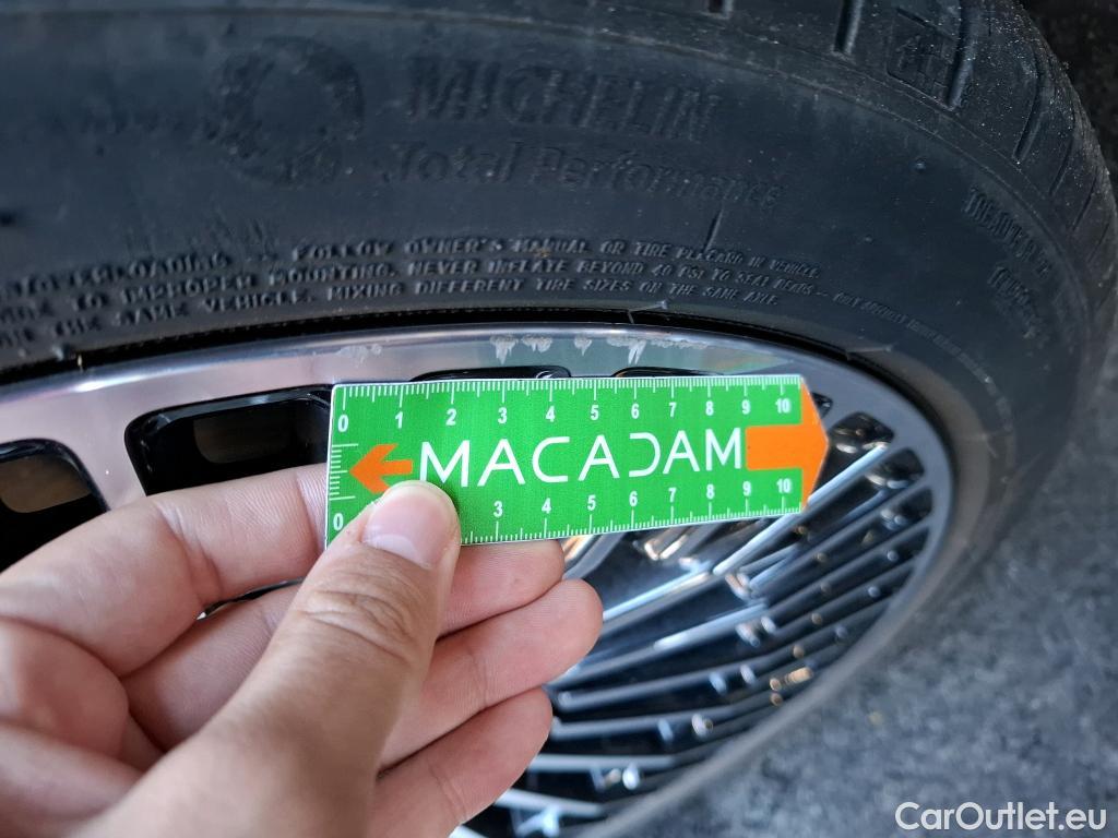  Mercedes  EQC MERCEDES-BENZ  / 2019 / 5P / SUV  400 AMG Line 4MATIC #15