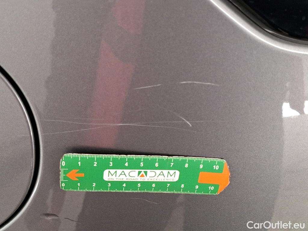  Land Rover  Range Rover LAND ROVER  Velar / 2017 / 5P / SUV 2.0 P400e PHEV BVA R-Dynamic SE #2