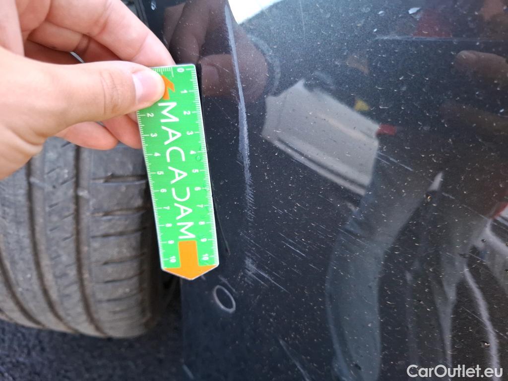  Mercedes  EQC MERCEDES-BENZ  / 2019 / 5P / SUV  400 AMG Line 4MATIC #4