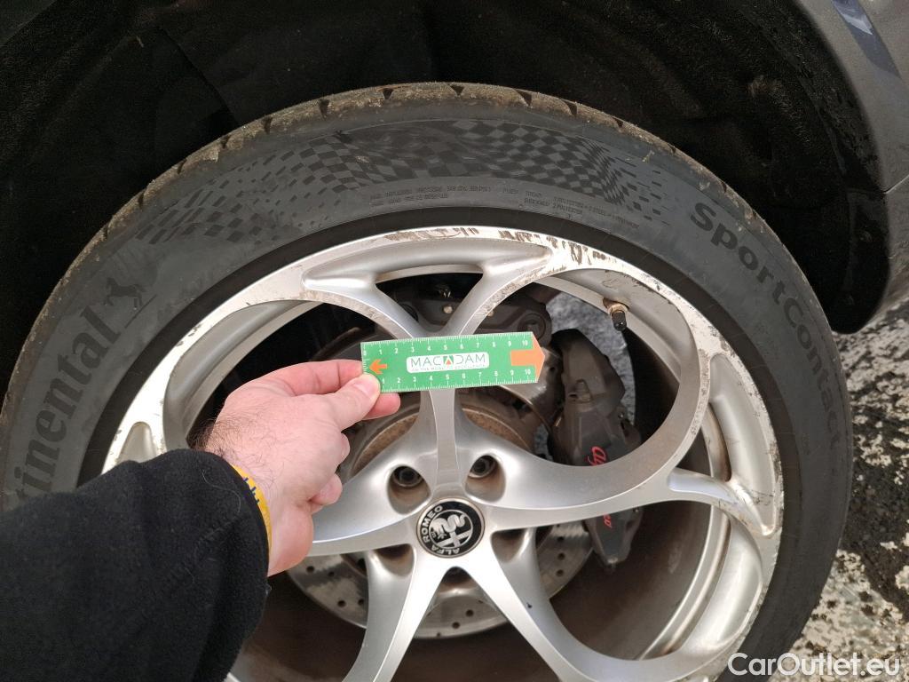  Alfa Romeo   STELVIO Stelvio Quadrifoglio Q4 2.9 turbo 510CV BVA8 E6d #11