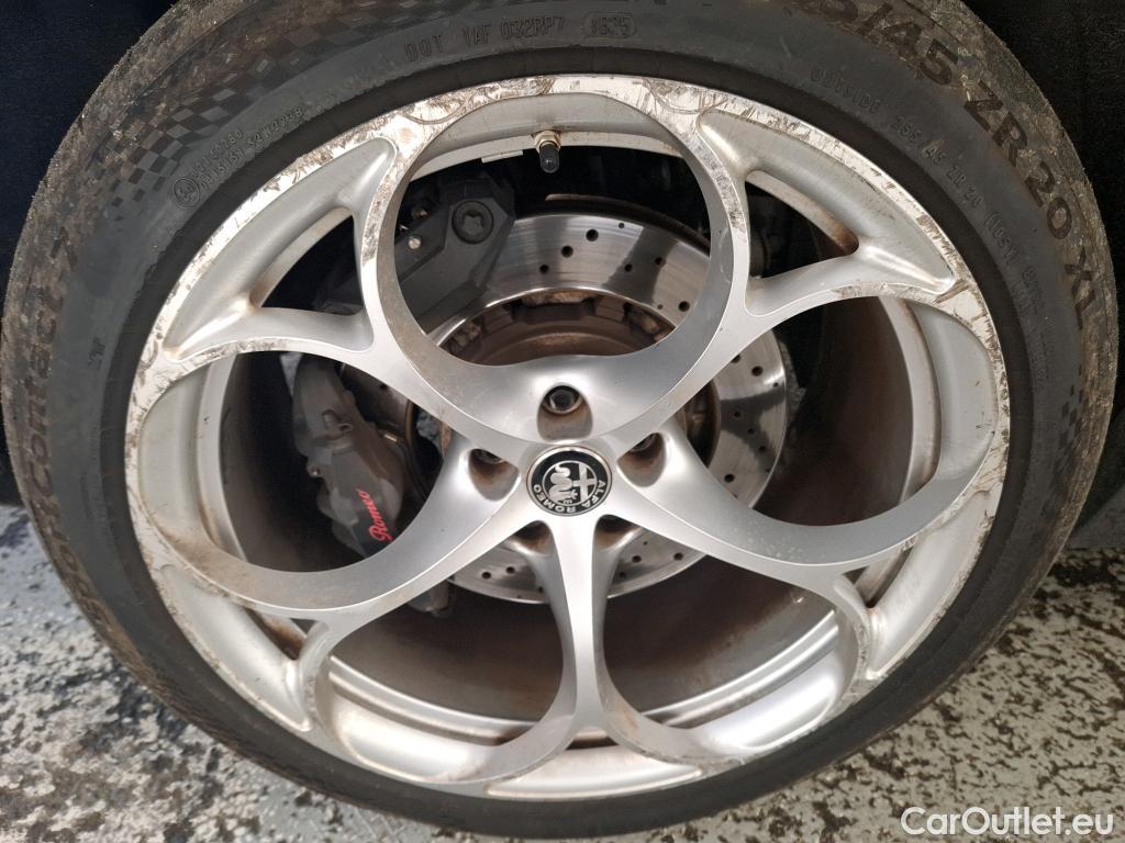  Alfa Romeo   STELVIO Stelvio Quadrifoglio Q4 2.9 turbo 510CV BVA8 E6d #16