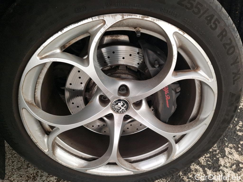  Alfa Romeo   STELVIO Stelvio Quadrifoglio Q4 2.9 turbo 510CV BVA8 E6d #13