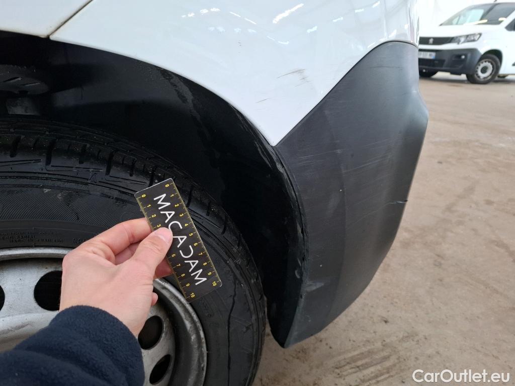  Citroen  Berlingo  Fourgon Club XL 950 1.5 BlueHDi 100CV BVM5 E6dT / REMPLACEMENT CHAINE DISTRIBUTION PAR LE CONSTRUCTEUR FAITE
 #43