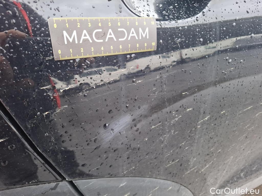  Hyundai  Tucson HYUNDAI  / 2018 / 5P / SUV 1.6 CRDI 115 HYBRID 48V CREATIVE #12