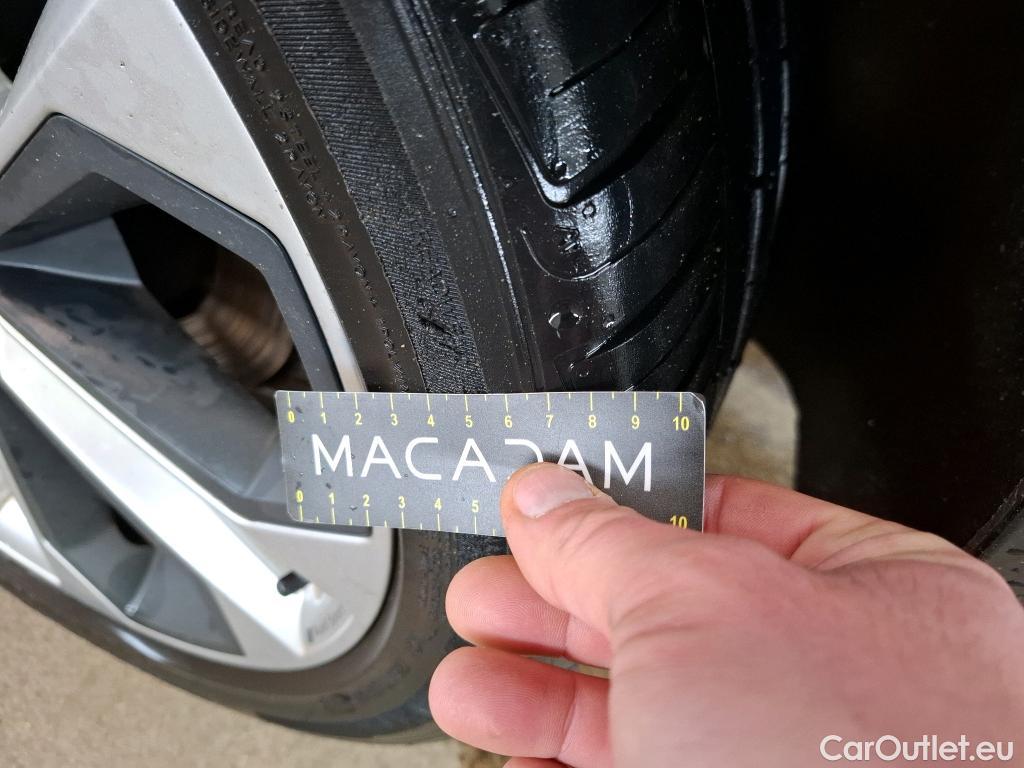  Audi  Q3 AUDI  / 2018 / 5P / SUV 45 TFSI E 245 S TRONIC S LINE #4