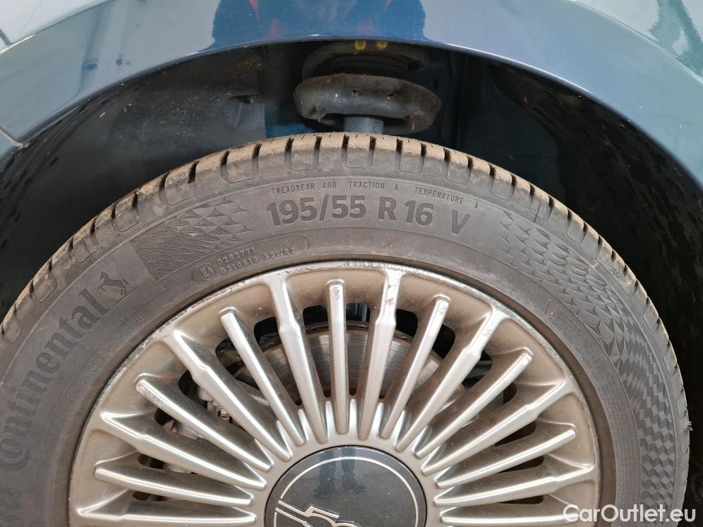  Fiat  500  e Icone 42kWh BVA #21