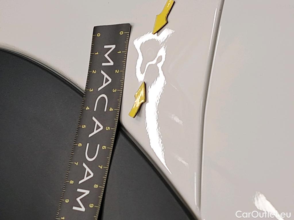  Citroen  C4 Cactus  Feel Nav Société 1.5 BlueHDi 100CV BVM6 E6d #17