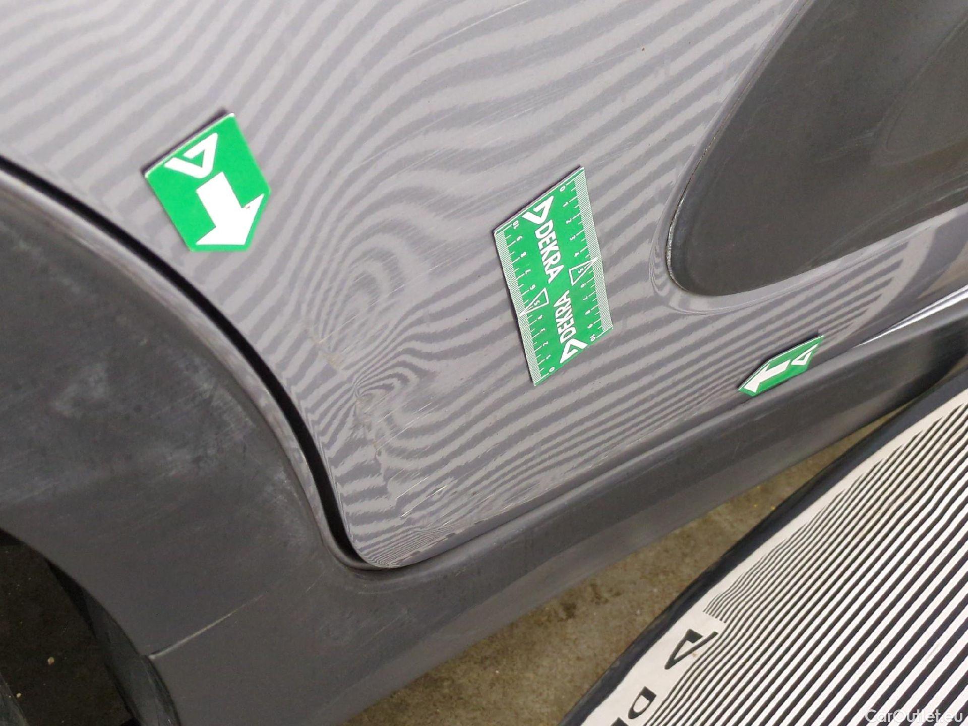  Citroen  C3  Shine Business 1.2 PureTech 80CV BVM5 E6d #22