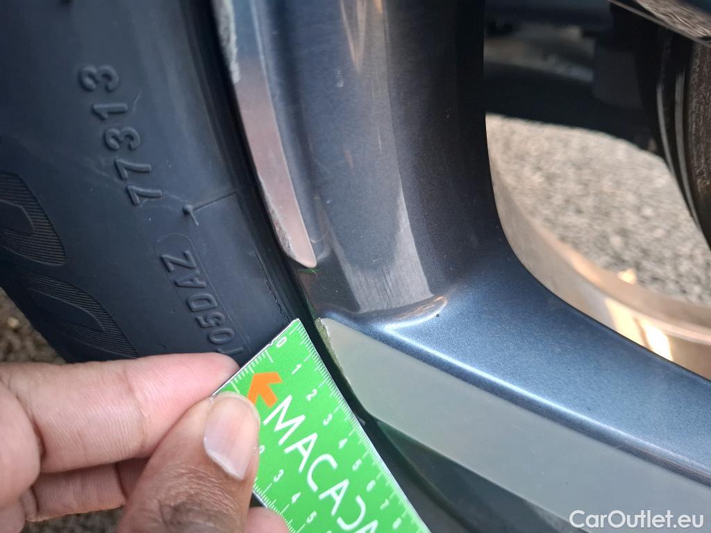  Hyundai  Tucson HYUNDAI  / 2020 / 5P / SUV 1.6 PHEV 265 HTRAC CREATIVE 4WD AUTO #9