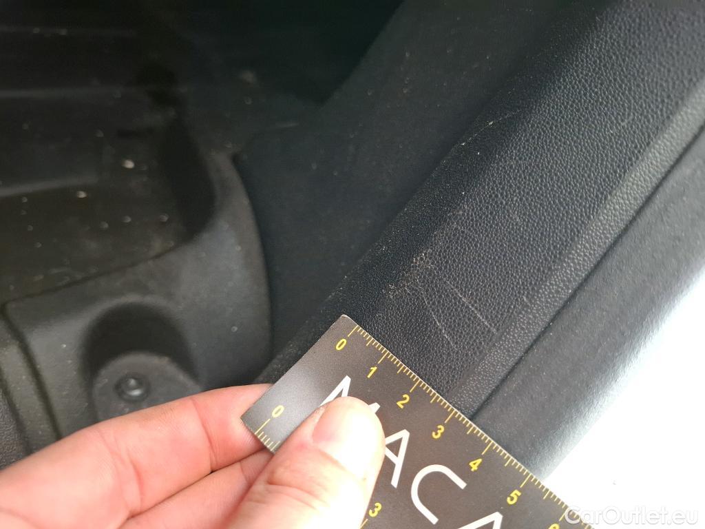  Citroen  C3  Société Feel 1.5 BlueHDI 100CV BVM5 E6dT #4